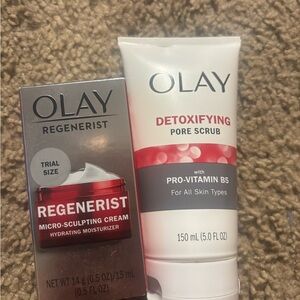 Olay Skincare Cleanser and Moisturizer Set